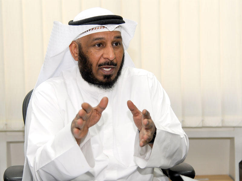 وزير الشؤون الاجتماعية سعد الخراز