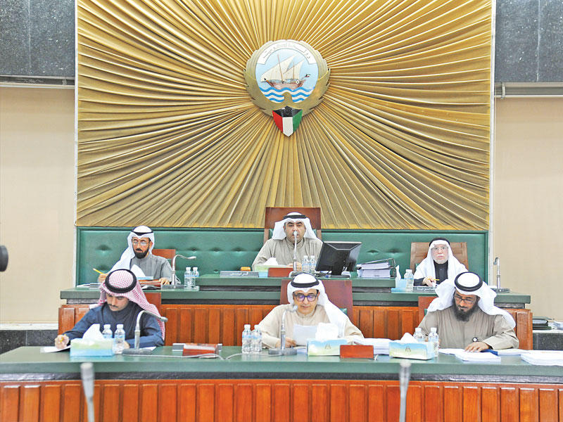 جانب من جلسة البلدي