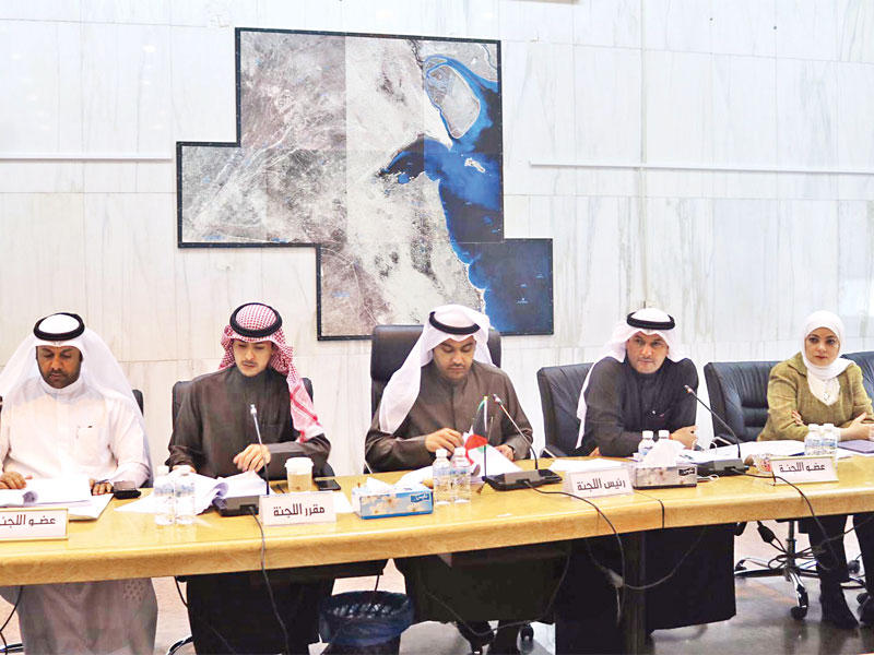 اللجنة الفنية التابعة للمجلس البلدي أمس