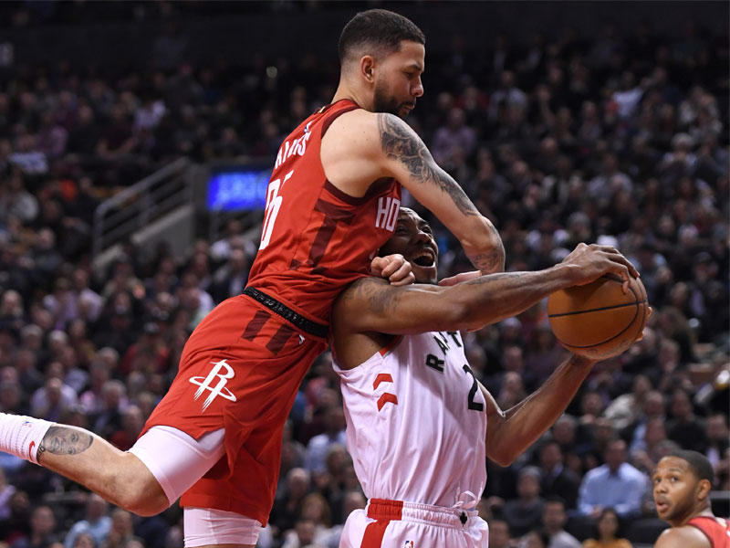 جانب من مباراة تورونتو وهيوستن