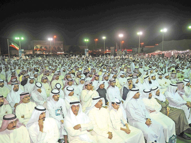 صورة أرشيفية لافتتاح مقر أحد المرشحين