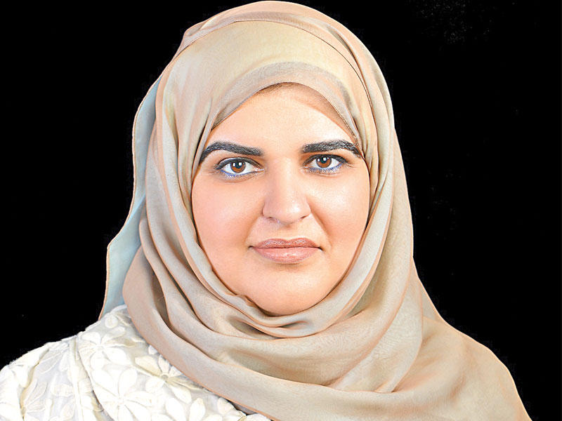  إيمان العوضي المديرة التنفيذية لاتصالات المجموعة في شركة المشاريع