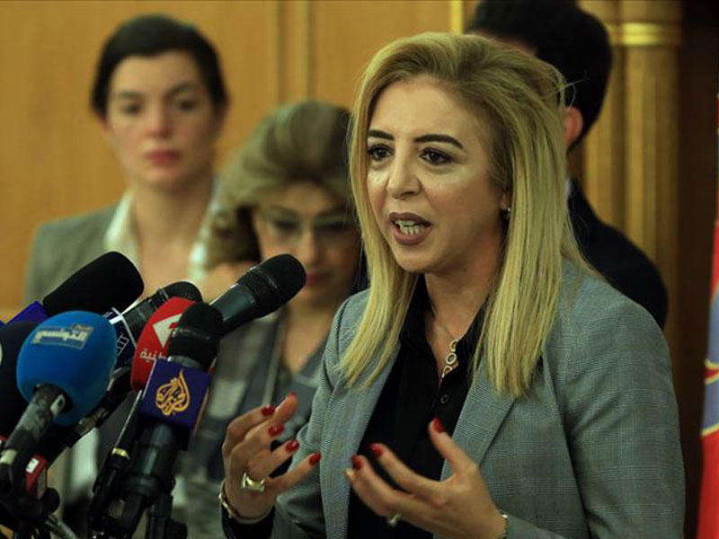  سونيا بن شيخ القائمة بأعمال وزير الصحة في تونس 