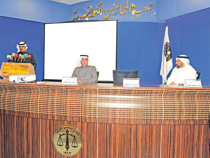 السعدون والعميري في الندوة