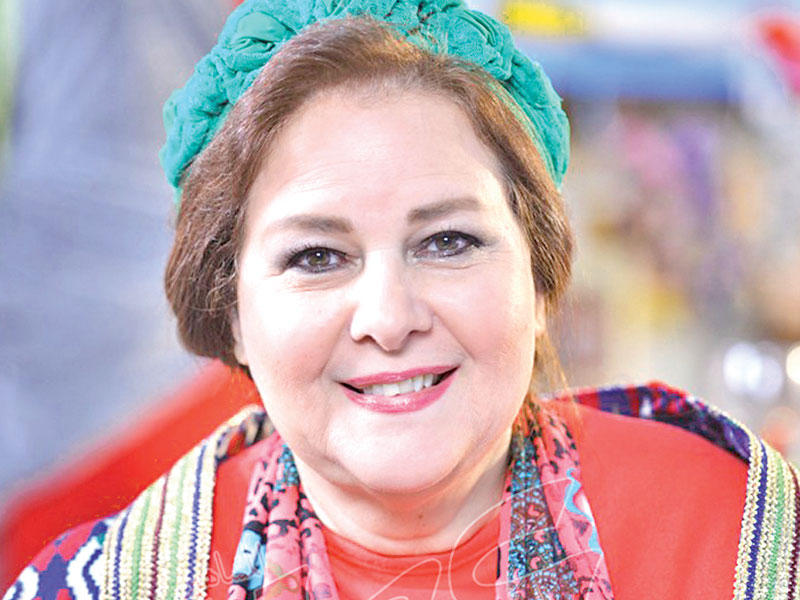 الممثلة المصرية دلال عبدالعزيز