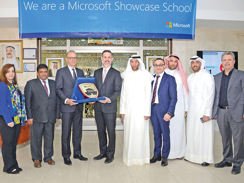 «مايكروسوفت» تكرم أكاديمية الإبداع الأميركية