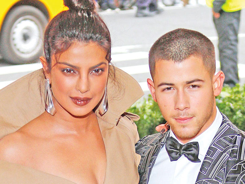 نيك جوناس وبريانكا تشوبرا