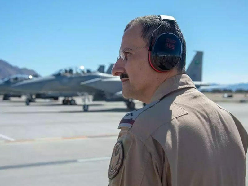 قائد القوات الجوية السعودية الفريق الركن تركي بن بندر بن عبدالعزيز 