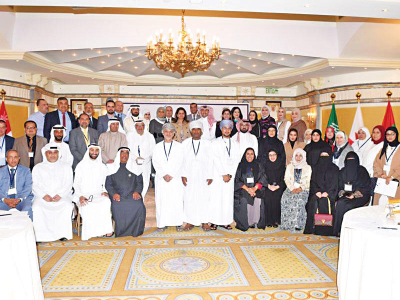 صورة جماعية للوفود المشاركة في الورشة