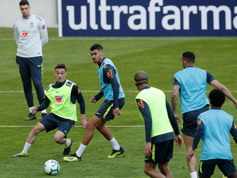 جانب من تدريبات المنتخب البرازيلي