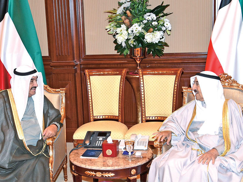 الأمير مستقبلاً ناصر المحمد أمس