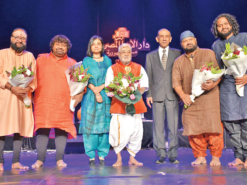 فرقة ثلاثة أجيال