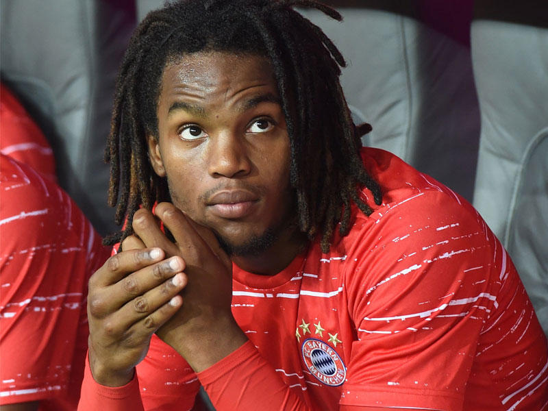 البرتغالي ريناتو سانشيز لاعب الفريق الأول لكرة القدم بنادي بايرن ميونيخ