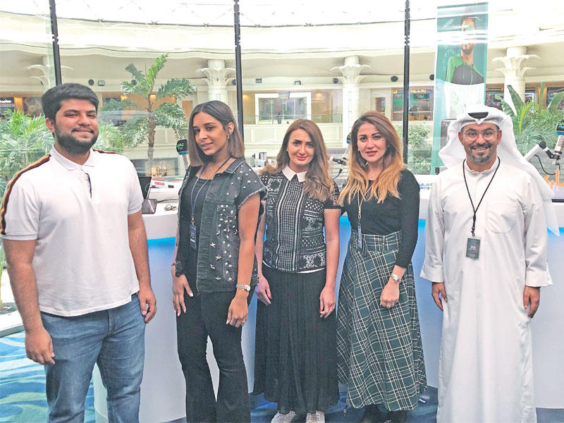 فريق برنامج «عصاري»