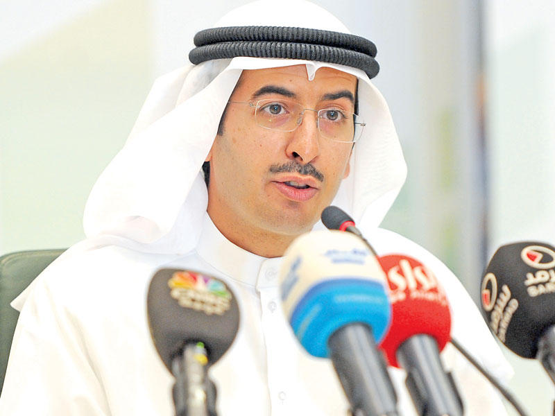 الدعيج متحدثاً خلال «العمومية»