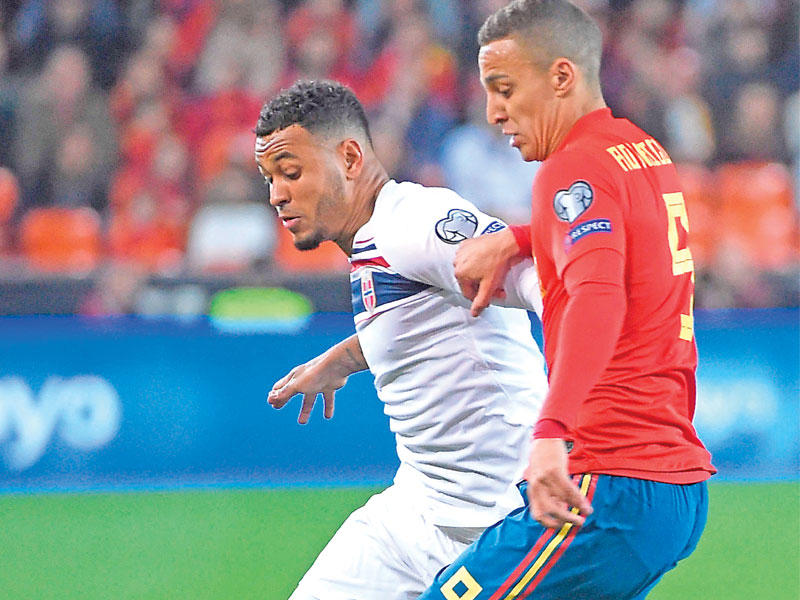 النرويجي كينغ والإسباني مورينو