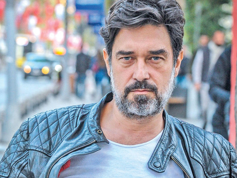 النجم التركي ​بوراك حقي​