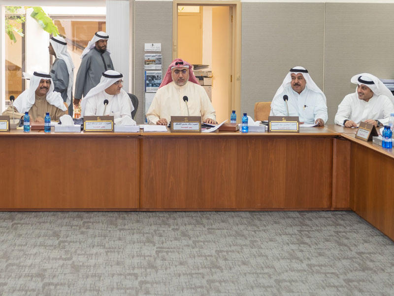  لجنة الشؤون التشريعية والقانونية البرلمانية