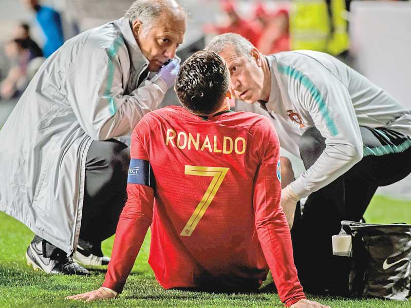 رونالدو بعد تعرضه للاصابة