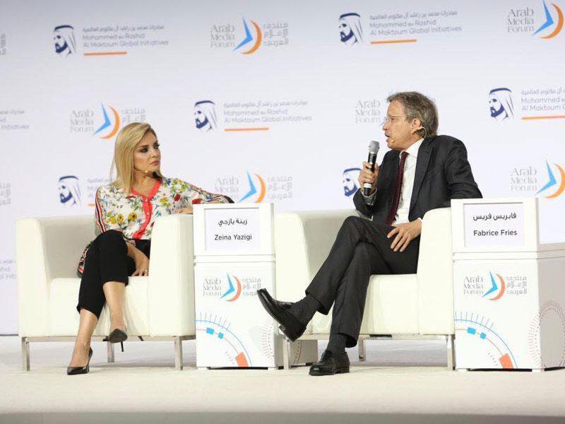 جانب من الجلسة مع مدير «فرانس برس»