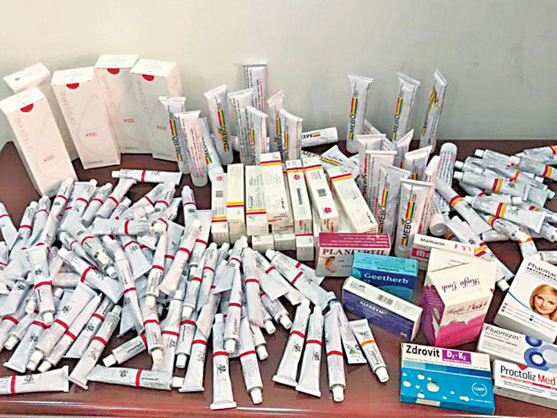 جانب من الكريمات المهربة