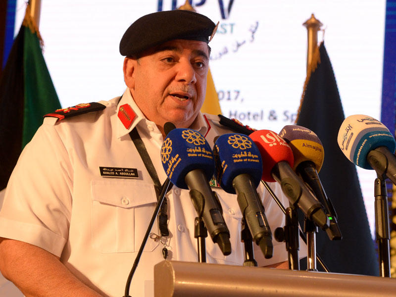 آمر القوة البحرية الكويتية اللواء بحري خالد الكندري