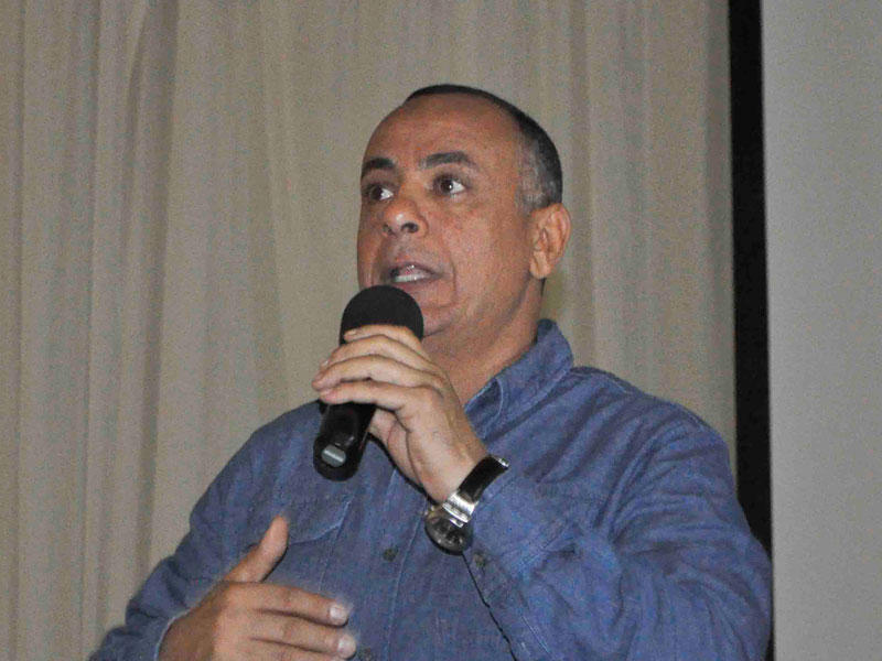 مصطفى وزيري