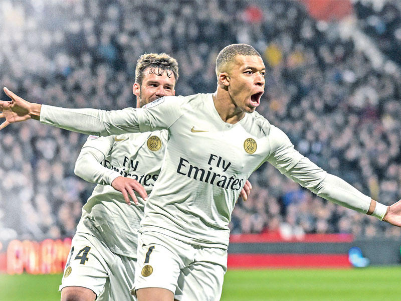 مبابي نجم باريس سان جرمان