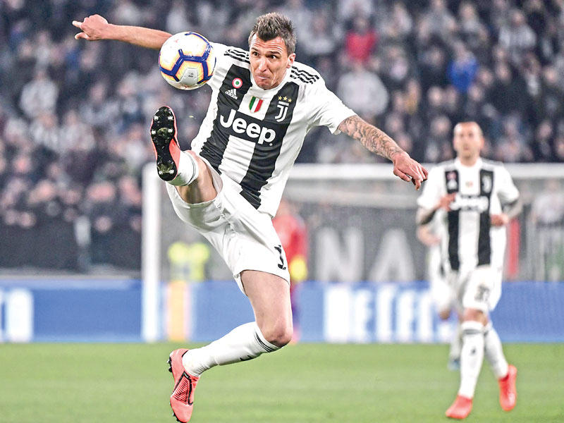 ماندزوكيتش نجم يوفنتوس