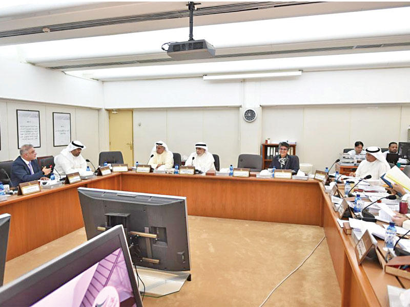 «الميزانيات» في اجتماع لها