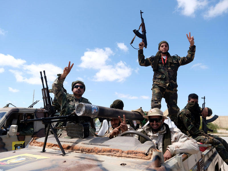 أعضاء الجيش الوطني الليبي بقيادة خليفة حفتر