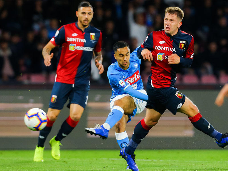 جانب من مباراة نابولي وجنوى