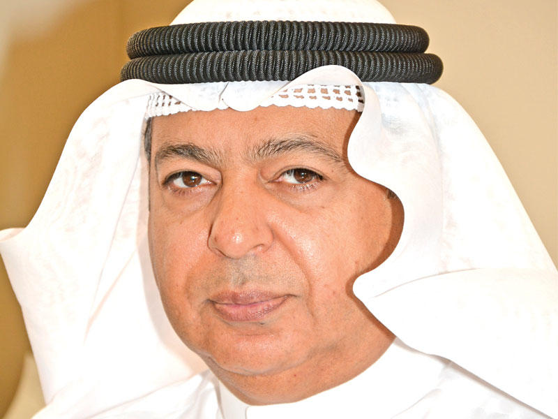  نائب الأمين العام للإدارة والخدمات المساندة في الأمانة العامة للأوقاف صقر السجاري