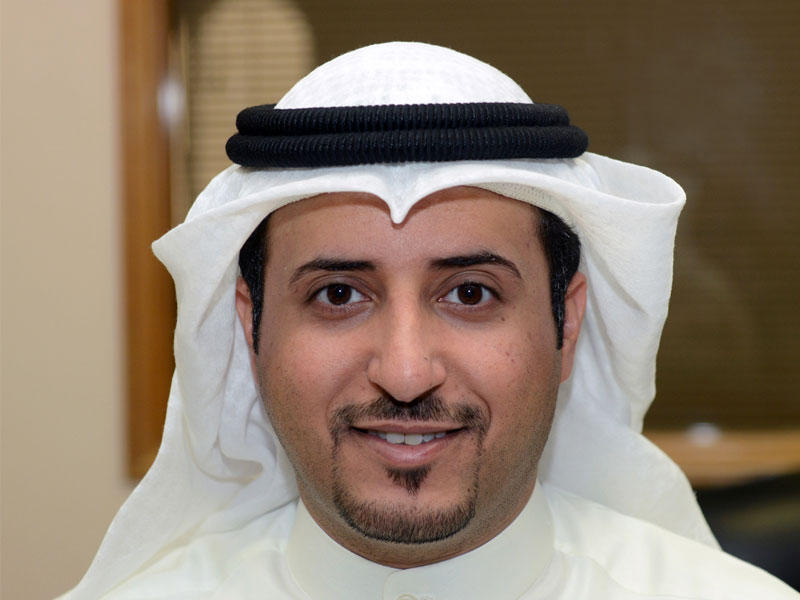  مراقب التنبؤات الجوية في إدارة الأرصاد الجوية عبدالعزيز القراوي