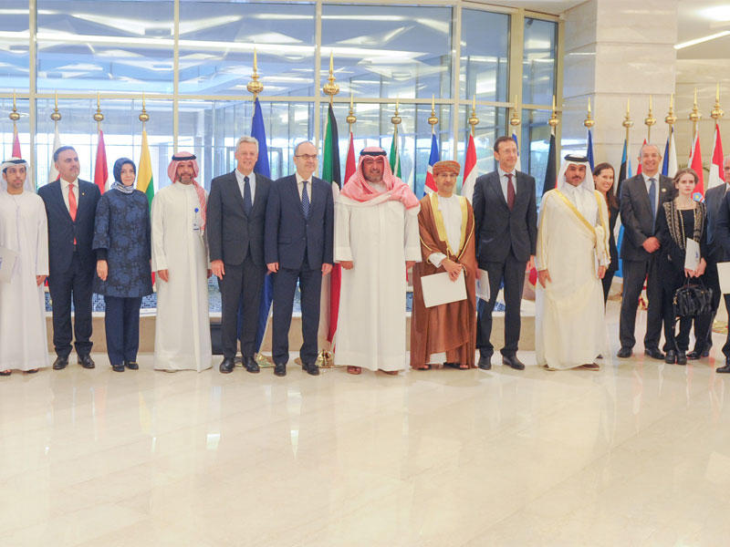 رئيس جهاز الأمن الوطني الشيخ ثامر العلي الصباح يجتمع مع سفراء دول (ناتو) وسفراء دول مجلس التعاون في الكويت