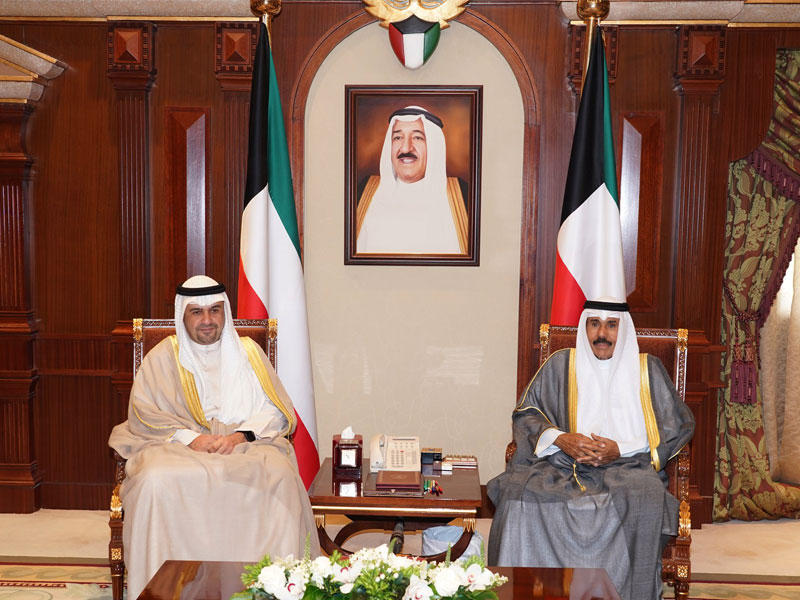 ولي العهد مستقبلاً أنس الصالح أمس