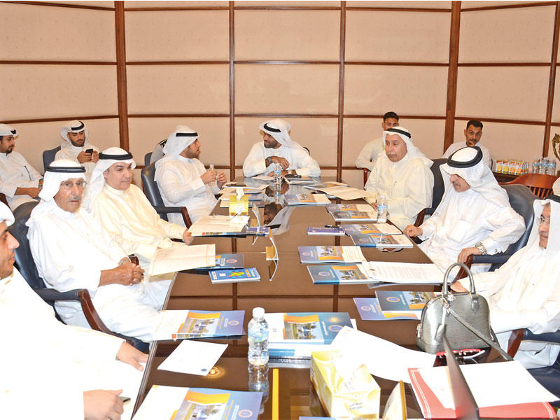 جانب من «العمومية»