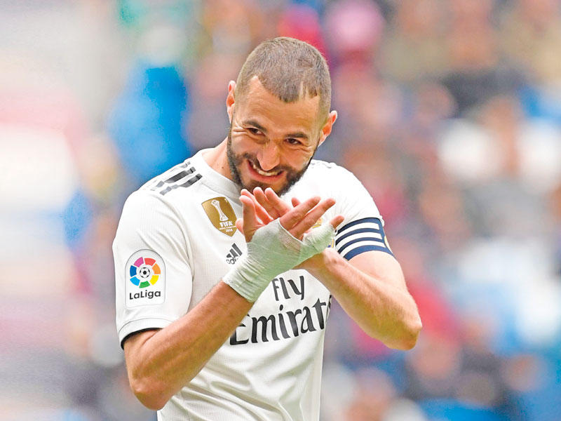 مهاجم الملكي، الفرنسي كريم بنزيمة