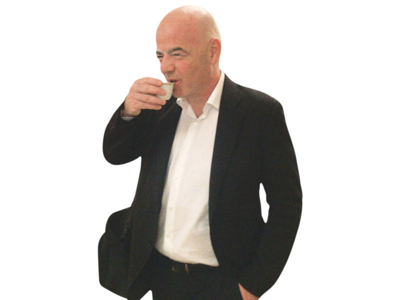 رئيس الاتحاد الدولي لكرة القدم جياني إنفانتينو 