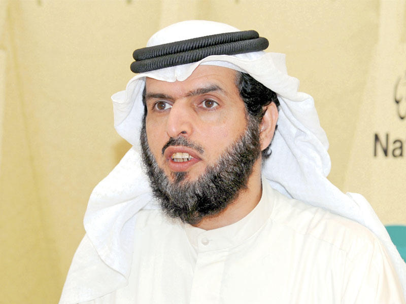 رئيس لجنة حقوق الإنسان عادل الدمخي