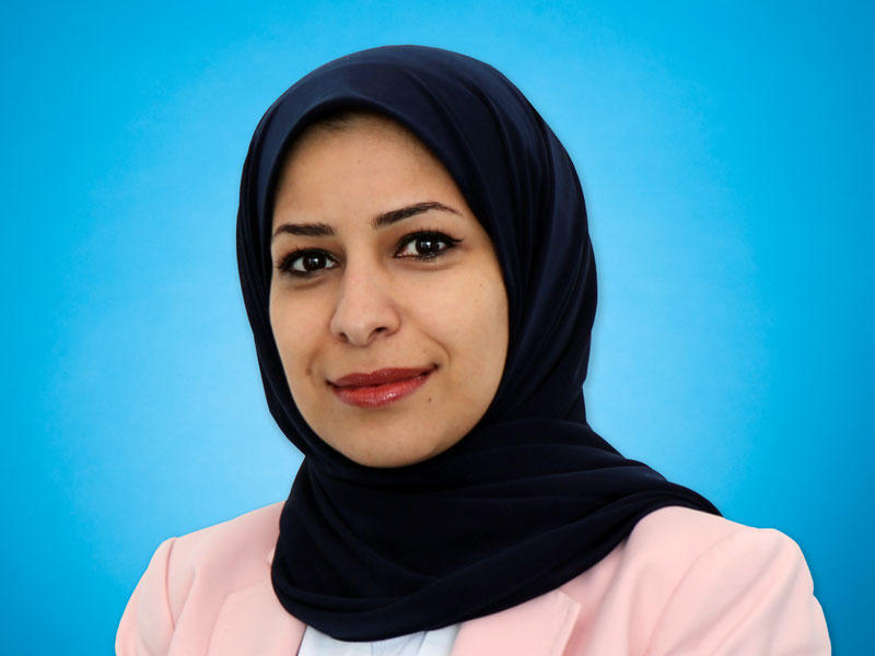 سندس سعد  نائبة الرئيس المساعد ومديرة إدارة الإعلام والاتصالات في «المركز»