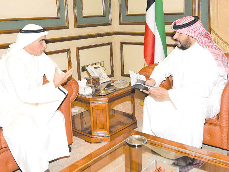 محافظ العاصمة مستقبلاً مختار اليرموكn