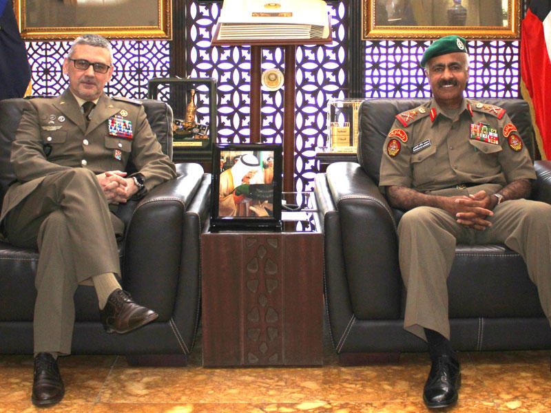 الخضر مستقبلاً المسؤول الإيطالي أمس