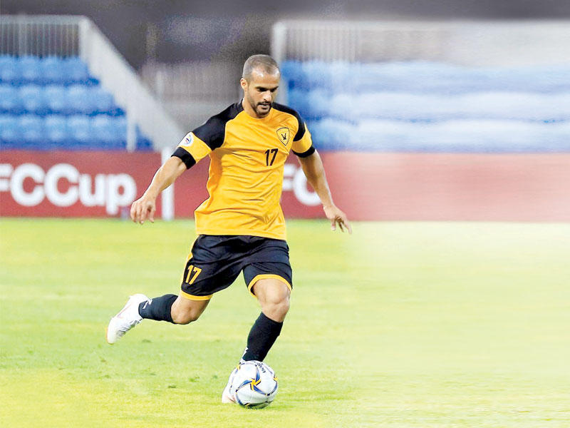 بدر المطوع حصل على جائزة الأفضل في المباراة