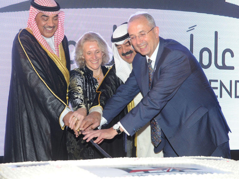 الخالد والجارالله خلال مشاركتهما في احتفال سفارة بريطانيا