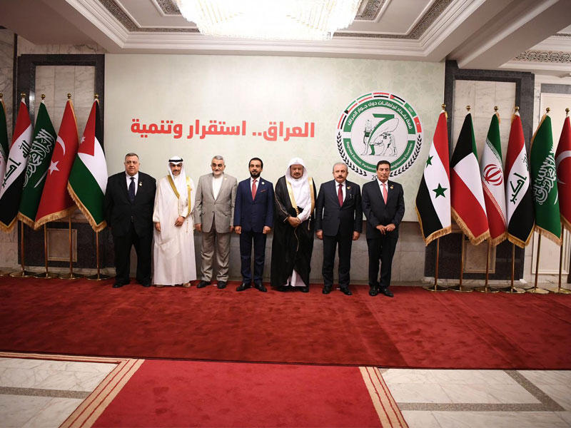 الغانم مع رؤساء برلمانات دول الجوار