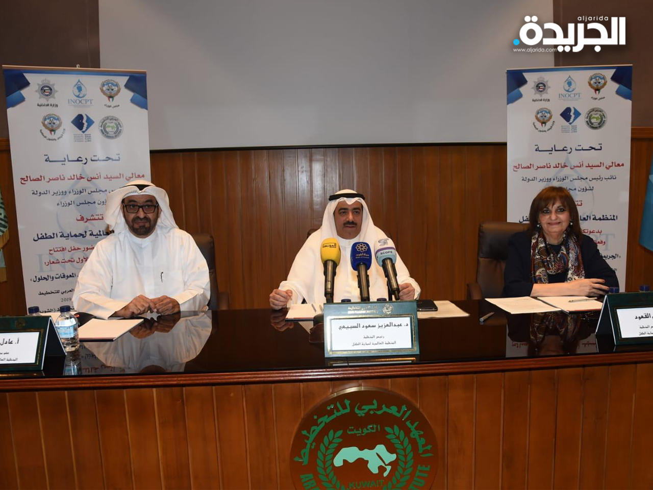 السبيعي متوسطا القعود والراشد