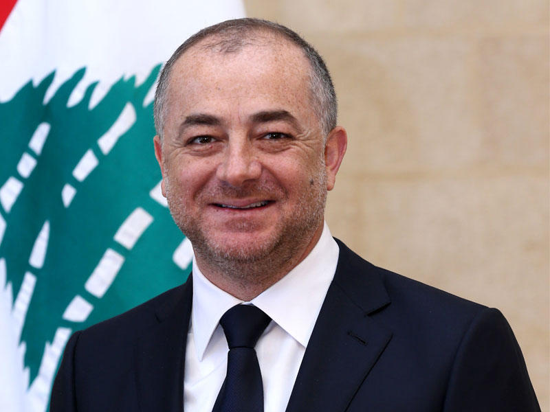 وزير الدفاع الوطني إلياس بو صعب