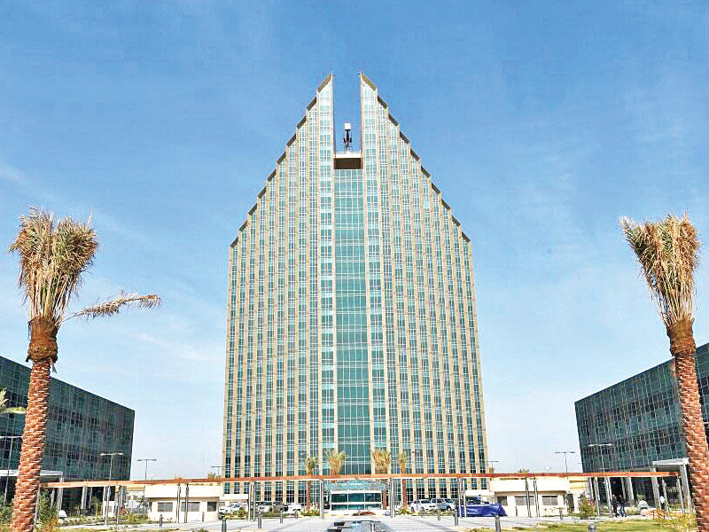 مبنى «التطبيقي»