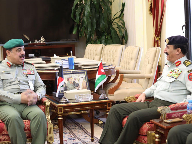 الرفاعي خلال مباحثاته مع المقيبل